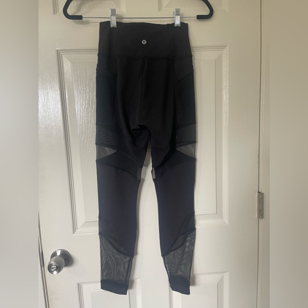 Lululemon black forget my sweat tights size 6